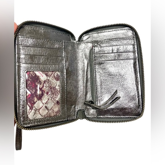 Elliott Lucca Wallet Wristlet Silver Metallic Leather - Picture 4 of 5